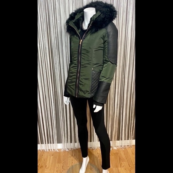 🔻SALE🔻STORM MOUNTAIN🔹NEW (NWOT) - Picture 3 of 10